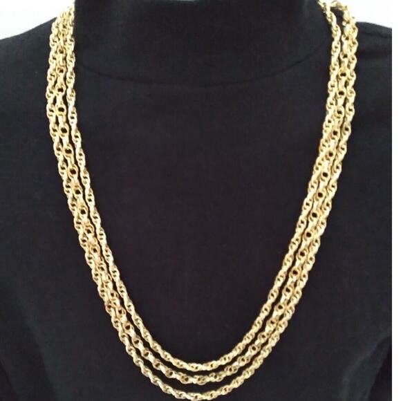 VTG necklace 3 Chain Strand Necklace Dangle Gold Tone, Multi-Chain Necklace - Picture 1 of 4